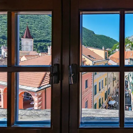 Appartamento Palazzo Brunengo Finale Ligure