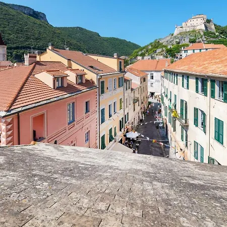 Palazzo Brunengo * Finale Ligure